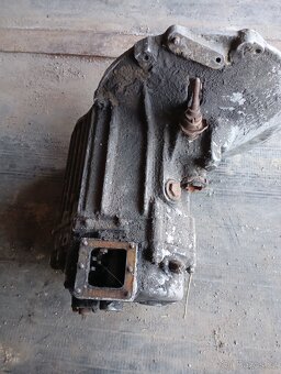 Tatra 613 Motor+převodovka - 5
