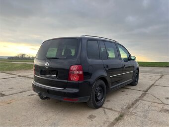 Volkswagen Touran 2.0 tdi - 5