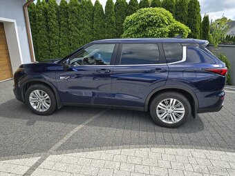 Mitsubishi Outlander PHEV - 5