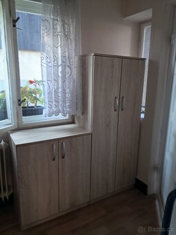 Prodám skříně + botníková stěna - 5