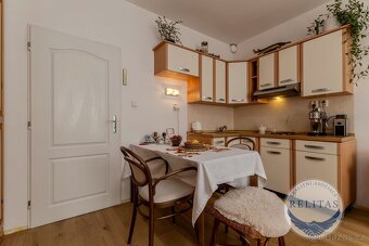 Nezařízený byt 1+kk v novostavbě, 28 m², garážové stání, Pra - 5