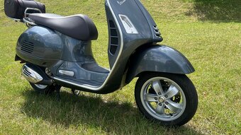 Prodám Vespa 300 Gts Hpe Touring rv 2021 - 5