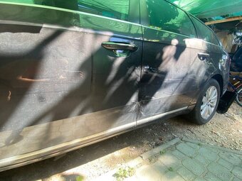 PRODÁM- VW PASSAT B7 1.6 TDI - 5