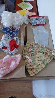 stare panenky a oblečky s doplnky - 5