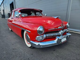 1950 Mercury Eight Sport Sedan - 5