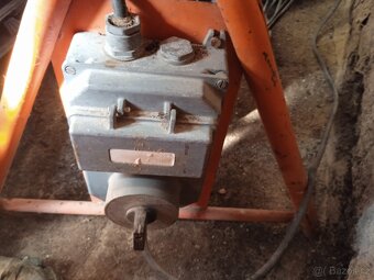 Prodám Šrotovník,drtič /na obilí,ovoce,atd.../ - 5