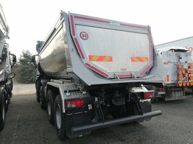 IVECO AD360X48Z HR OFF ret., tepelně izolovaná nástavba S1G - 5