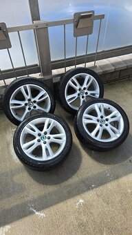 Prodám zánovní letní sadu originál Škoda 5x100 - 5