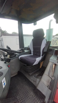 Kolový nakladač Volvo L25 B-P - 5