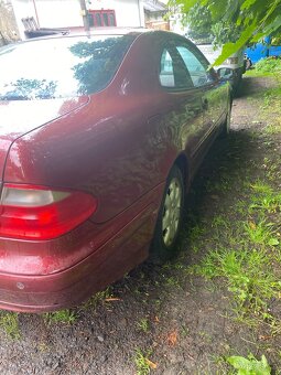 Mercedes CLK 320 veskere dily z vozu - 5