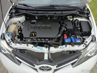 Toyota Auris kombi 1.6VVT-i 97kW - 5