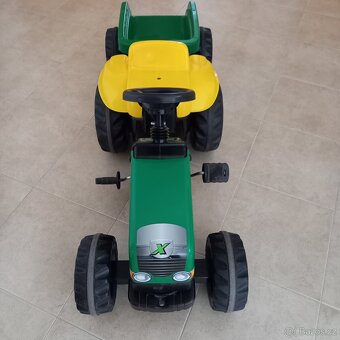 Dětský šlapací traktor - 5