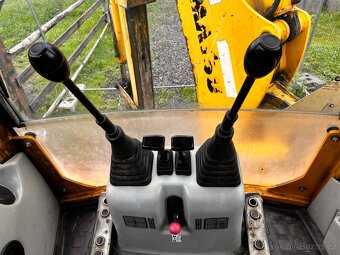 Komatsu WB 93 r - 5