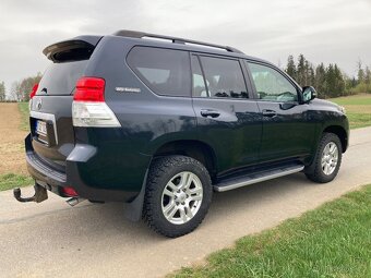 Toyota Land Cruiser 150 - 5