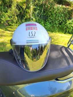 Vespa Primavera 125 - 5