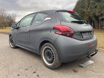 Peugeot 208. RV2016. Najeto 74000km - 5
