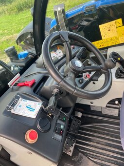 Predám Teleskopický manipulátor New Holland LM 5030 - 5