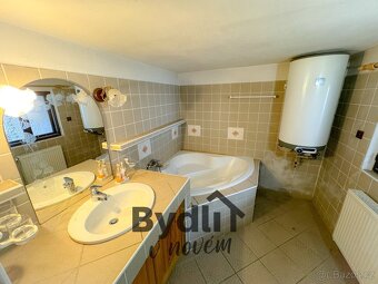 Prodej chaty u lesa s bazénem a zahradou 155 m² - Přešťovice - 5