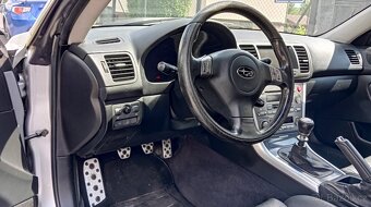 Subaru Legacy spec B H6 - 5