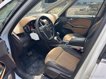 Opel Zafira na ND - 5