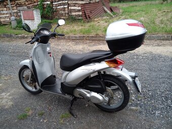 Prodám skútr MALAGUTI CIAK 150 4T r.v 2002 - 5