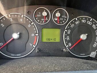 Ford fiesta - 5