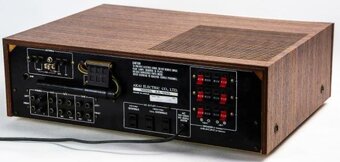 JAPONSKÝ PŘIJÍMAČ AKAI AA- 1050 - 5