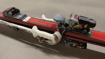 Pánské lyže Volkl Carver,185cm, vázání Marker, hůlky Fischer - 5