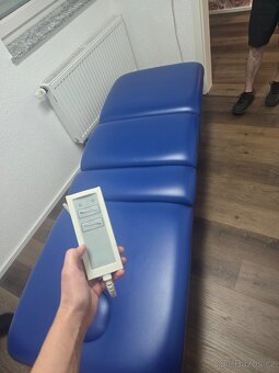 Elektrické Masážní lehátko modré 2 motory - 5