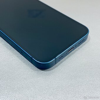 13 mini 256 gb blue Apple iPhone Top + příslušenství, použit - 5