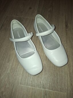 Balerínky bílé 35 a 37 - 5