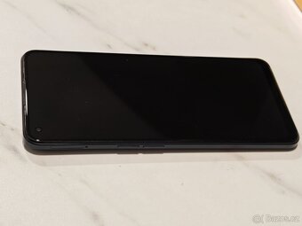 Mobil Realme 9 černý 8GB/128GB DualSim - jako nový - 5