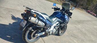 Suzuki V-Strom DL 1000 - 5