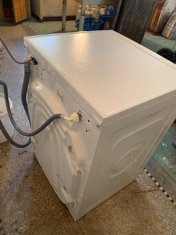 Pračka Whirlpool FSCR90423 - 5
