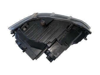 Pravý halogen světlo 7E1941016D VW Transporter T5 FL 2010 - 5
