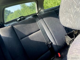 ŠKODA OCTAVIA TOUR TDI 74KW 101 KONÍ RV 7/2009 - 5