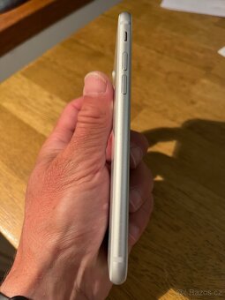 iPhone 8 64 GB, silver - 5