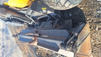 JCB R190 - smykem řízený nakladač - 5