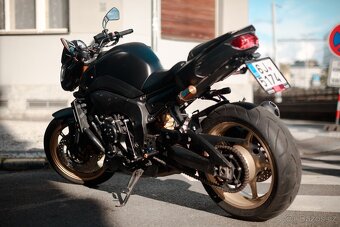 Yamaha FZ8N - 5