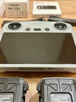 DJI Mavic 3 Classic s DJI RC - 5