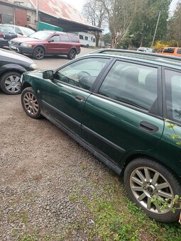 Volvo V40 1.8i 90kw ND - 5