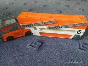 Hotwheels HW MEGA HAULER - 5