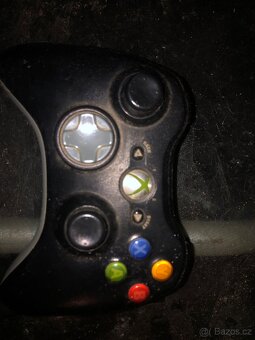 Xbox 360 Slim + 1 ovladač - 5