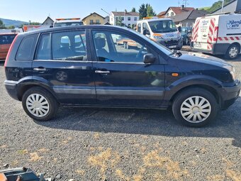 Ford Fusion 1,4i - 5