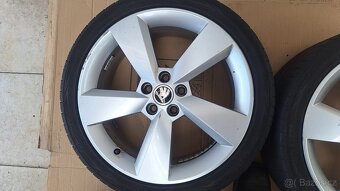 Alu kola Škoda 17" 5x100 pneu 215/40 R17 Fabia Scala Rapid - 5