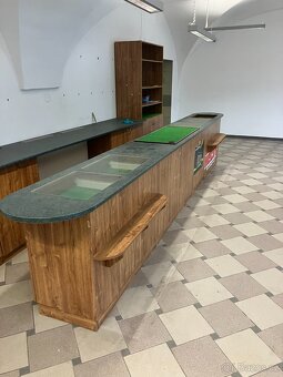 Prodejní stůl, skříň - 5