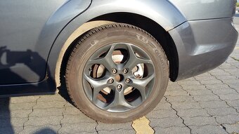 Prodám Ford Focus kombi, r.v. 2008, 1.6 benzín (74kW) - 5