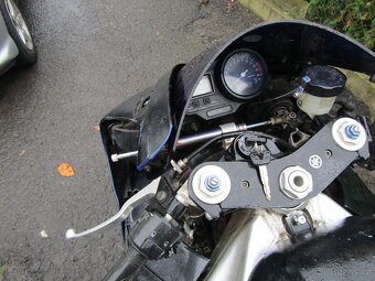 Yamaha YZF R1 RN01 - 5