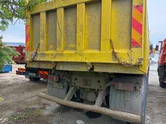 Tatra 815 sklápěč 8x8 - 5