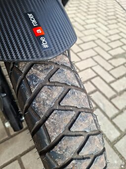 Aprilia SR GT 125 - 5